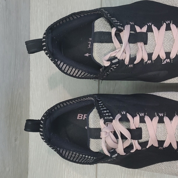 Brooks Womens Ricochet Athletic Running Sneakers shoes sz 9.5 Medium B - Picture 6 of 13